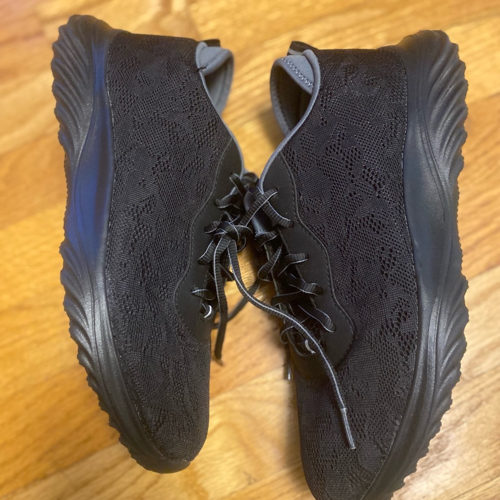 Women’s Cheeks Multi Sport sneakers